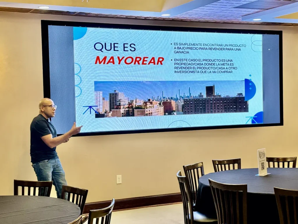 A man giving a speech at Houston seminar venue - Up Above Venue